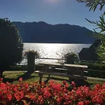 Holy Alojamento de Acomodação e Pequeno-almoço 3*